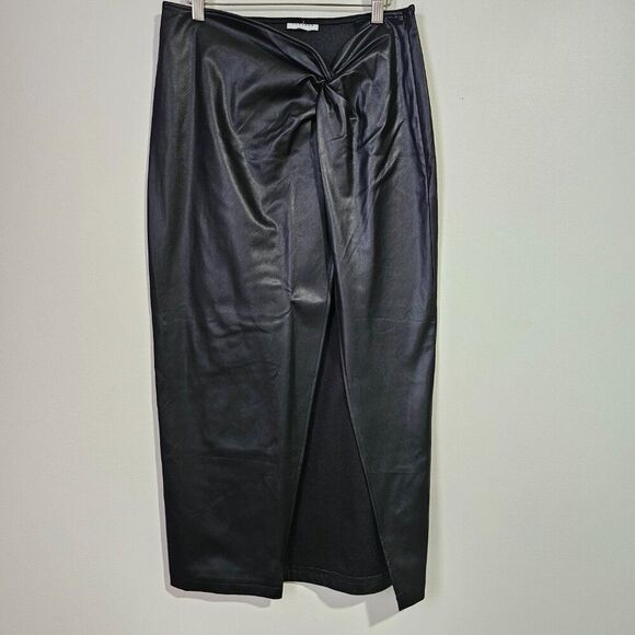EUC TOPSHOP BLACK FAUX LEATHER TWISTED MIDI SKIRT SIDE SLIT SIZE 8 / SMALL - Picture 1 of 16